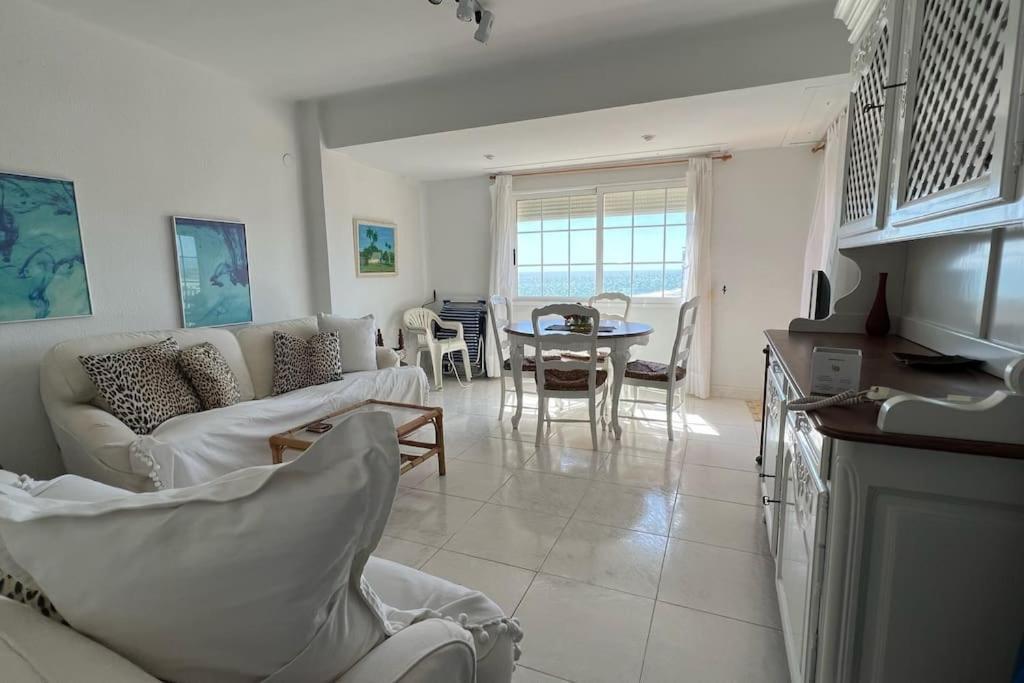 Appartement Apartamento Con Acceso Directo A La Playa à Valence Extérieur photo