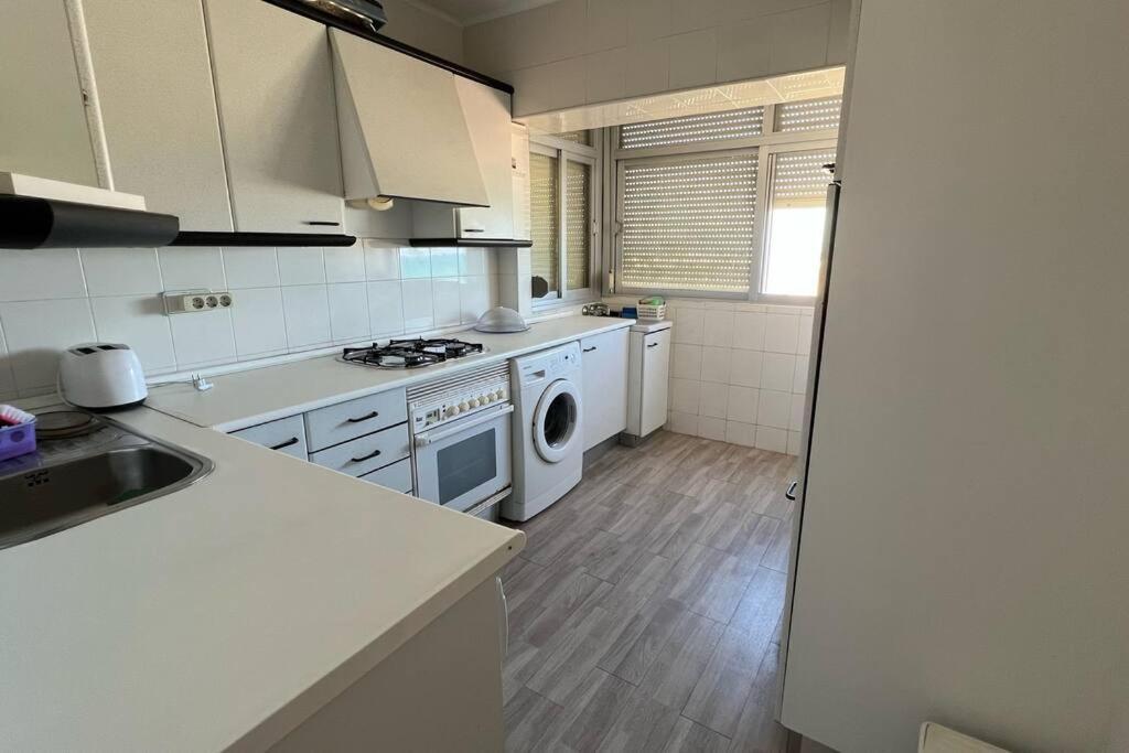 Appartement Apartamento Con Acceso Directo A La Playa à Valence Extérieur photo